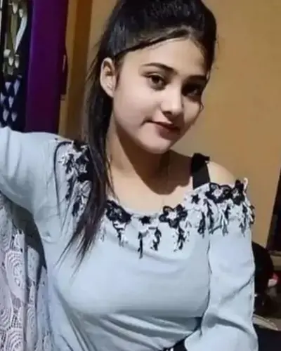 Ajni Escort